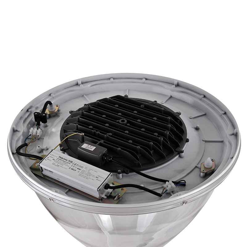 YMLED-6135 Style européen avec couvercle PC Lampe de poteau LED YMLED-6135 Style européen avec couvercle PC Lampe de poteau LED